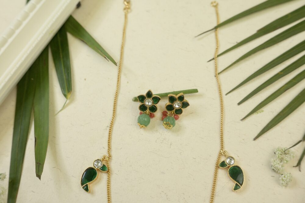 Green Flower Tops