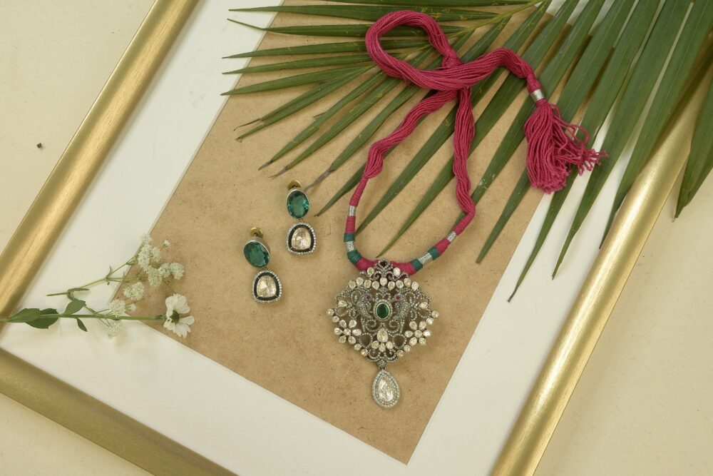 2 Birds Hanging on a Thread Necklace